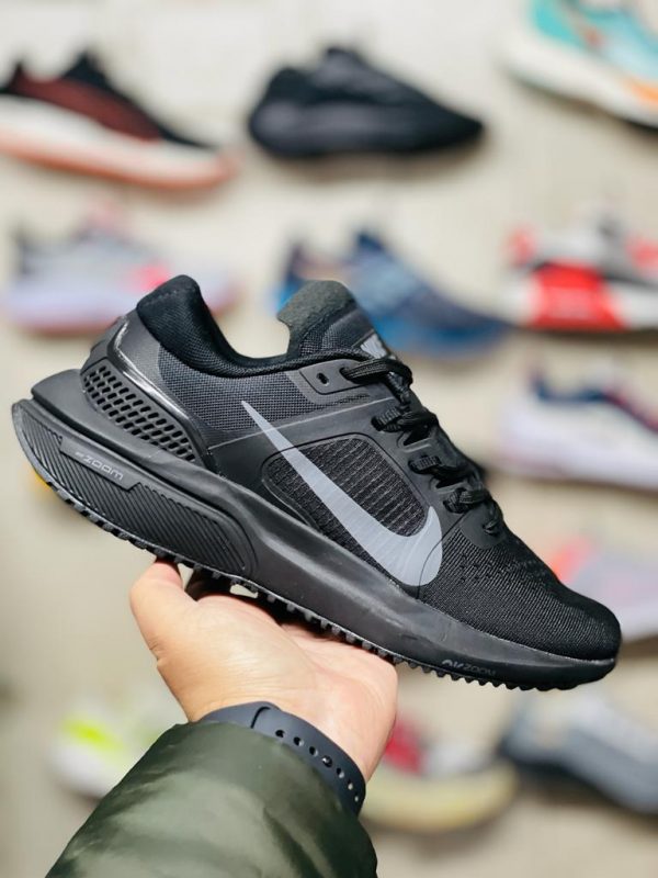 NIKE VOMERO - Image 2