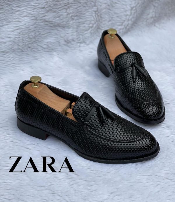 ZARA DESIGN TASSEL WOVEN MOCCASINS